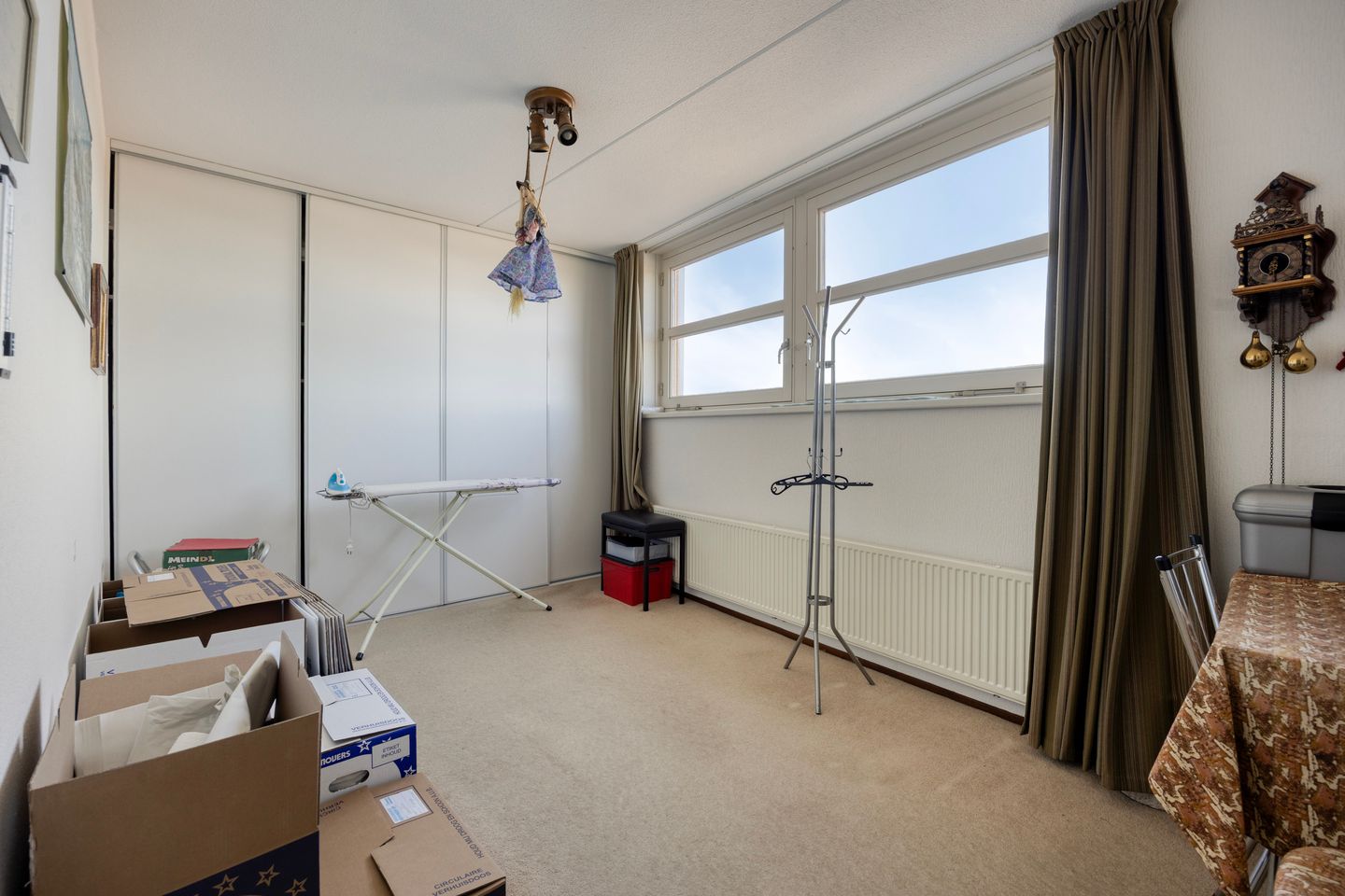 Spacious Corner Apartment with Private Parking and South East Balcony — 25
