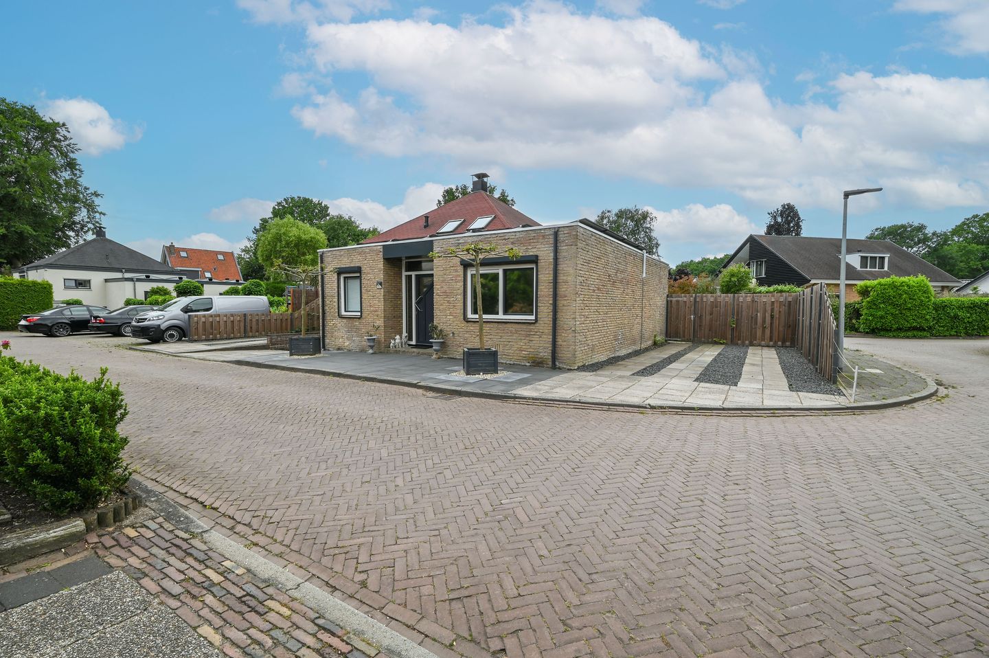 Foto 4 van Meinwerkstraat 7