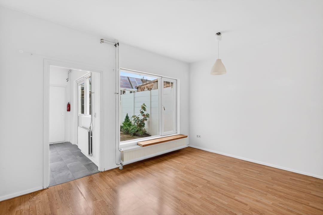 Characteristic Corner Home with Flexible Living Spaces in Central Eindhoven — 11