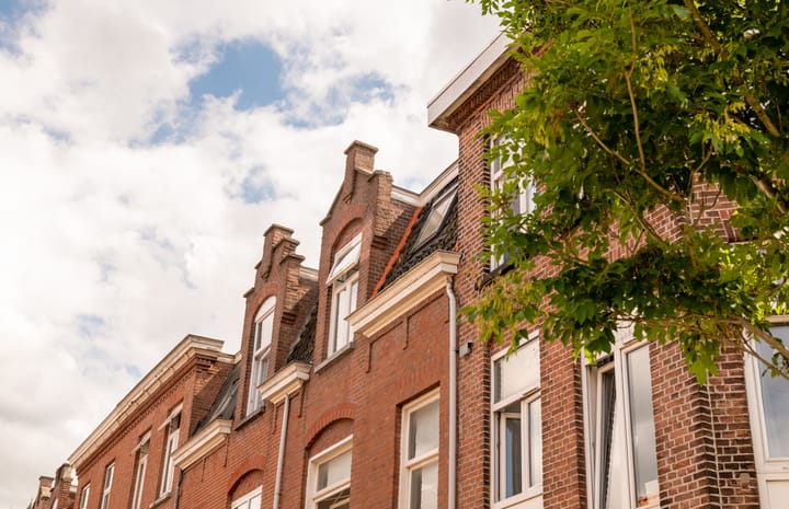 Photo 2 of Van Lennepstraat 14-BS