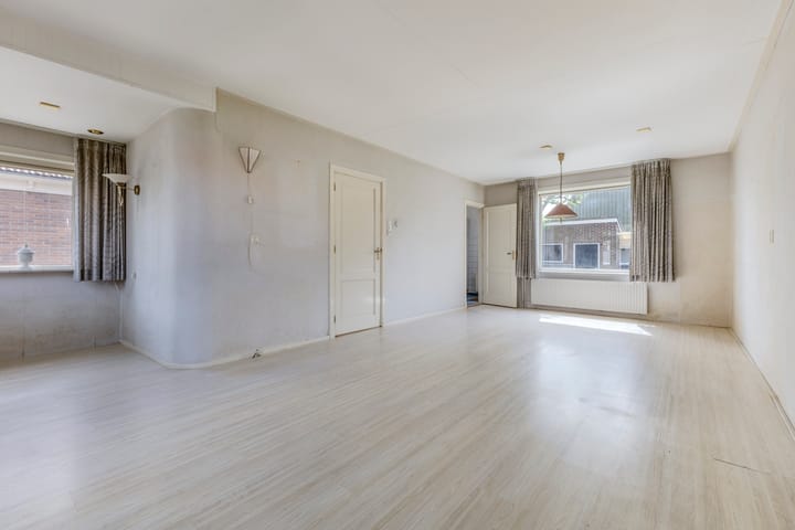 Hoekwoning te koop: Dorpsstraat 203C, Assendelft