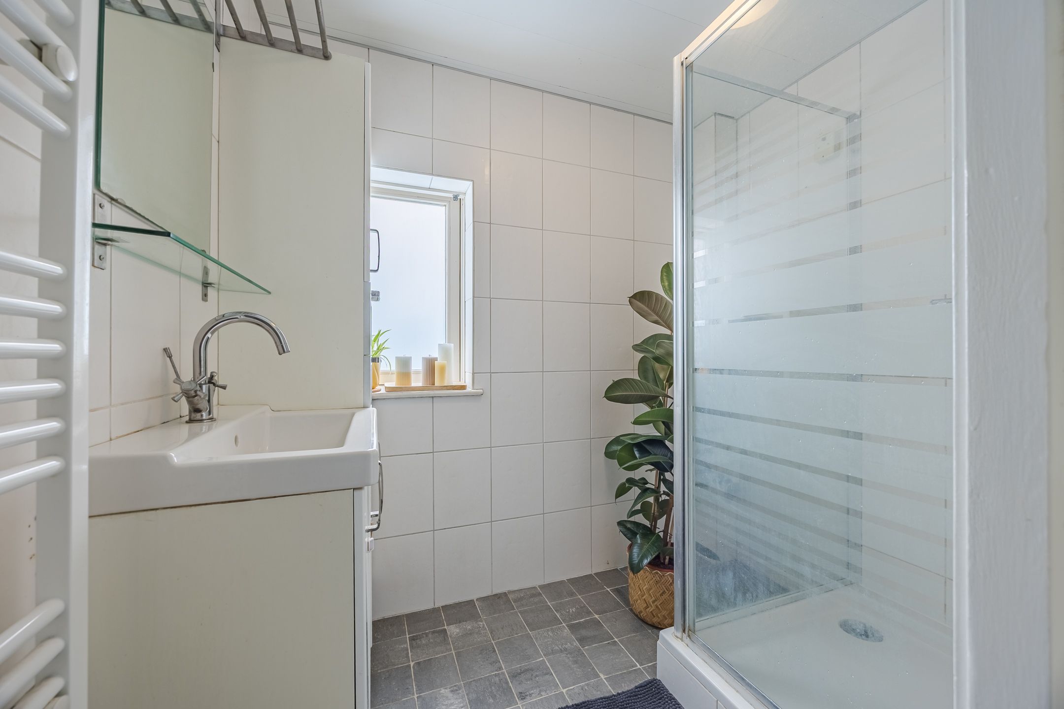 Photo 21 of Troelstrastraat 46