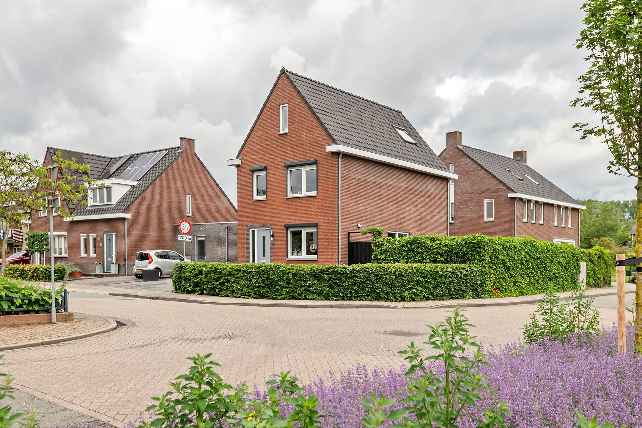 Photo 57 of Viaductstraat 2
