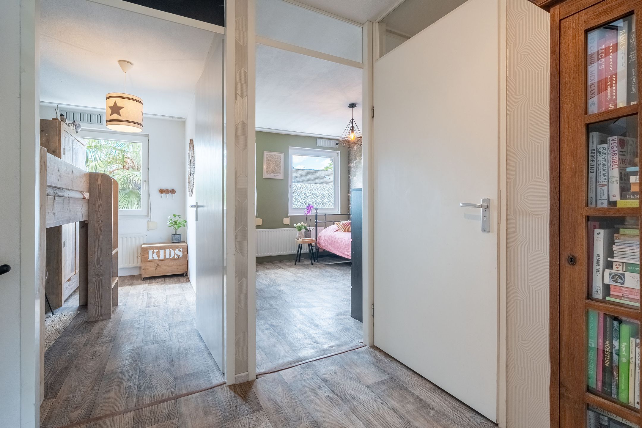 Sustainable Family Home with Four Bedrooms and Sunny West-Facing Garden in Child-Friendly Galecop — 15