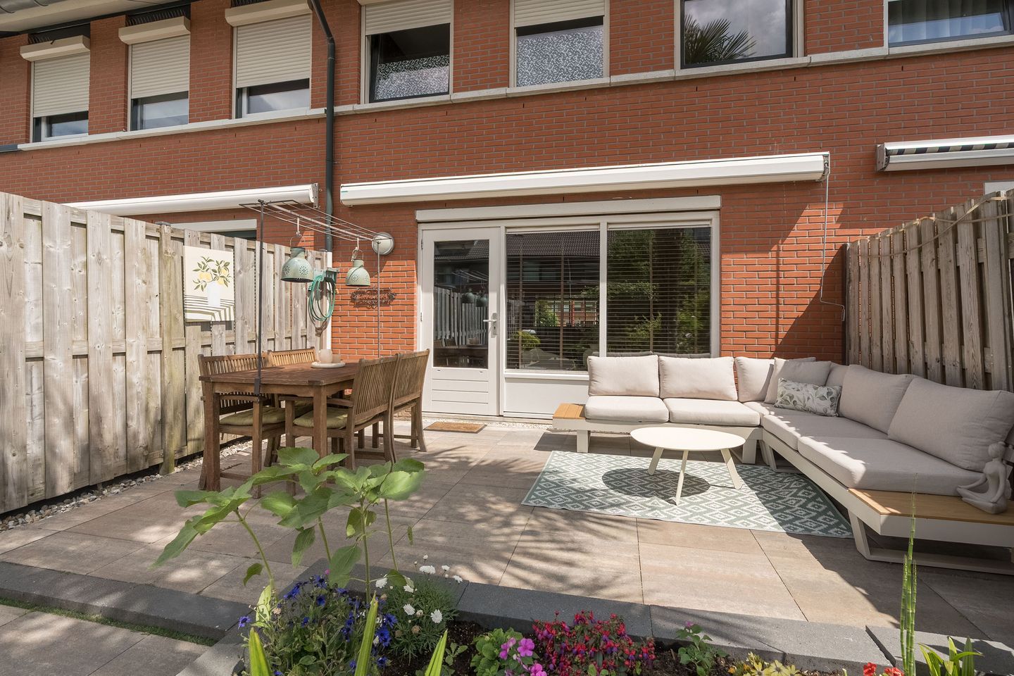 Sustainable Family Home with Four Bedrooms and Sunny West-Facing Garden in Child-Friendly Galecop — 25