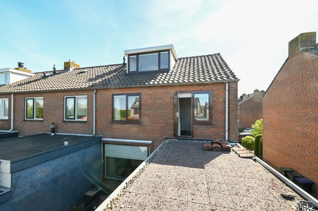 Photo 22 of Beatrixstraat 25