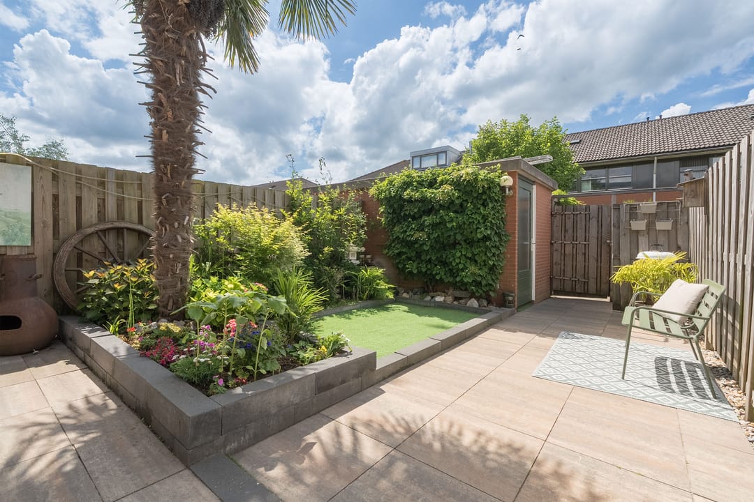 Sustainable Family Home with Four Bedrooms and Sunny West-Facing Garden in Child-Friendly Galecop — 23