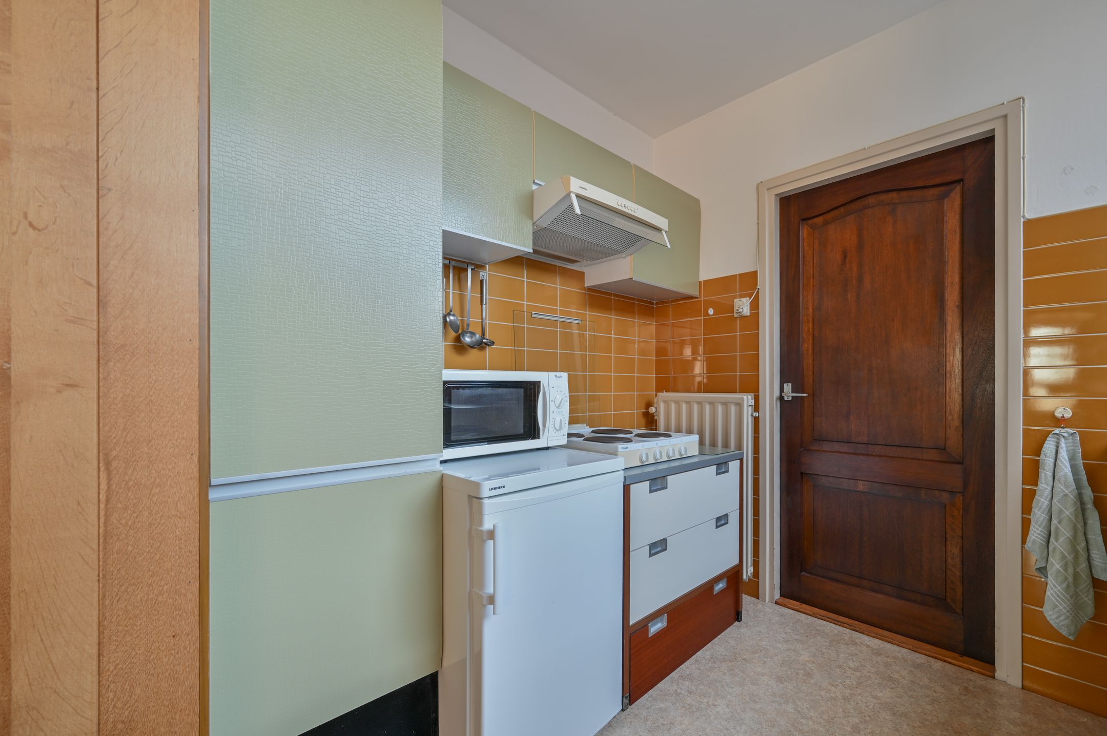 Photo 12 of Beatrixstraat 25