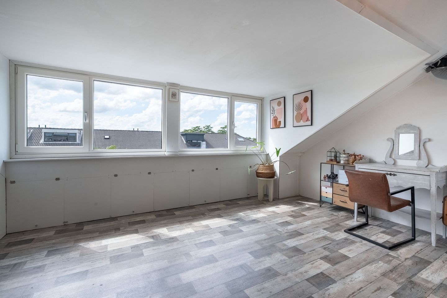 Sustainable Family Home with Four Bedrooms and Sunny West-Facing Garden in Child-Friendly Galecop — 20