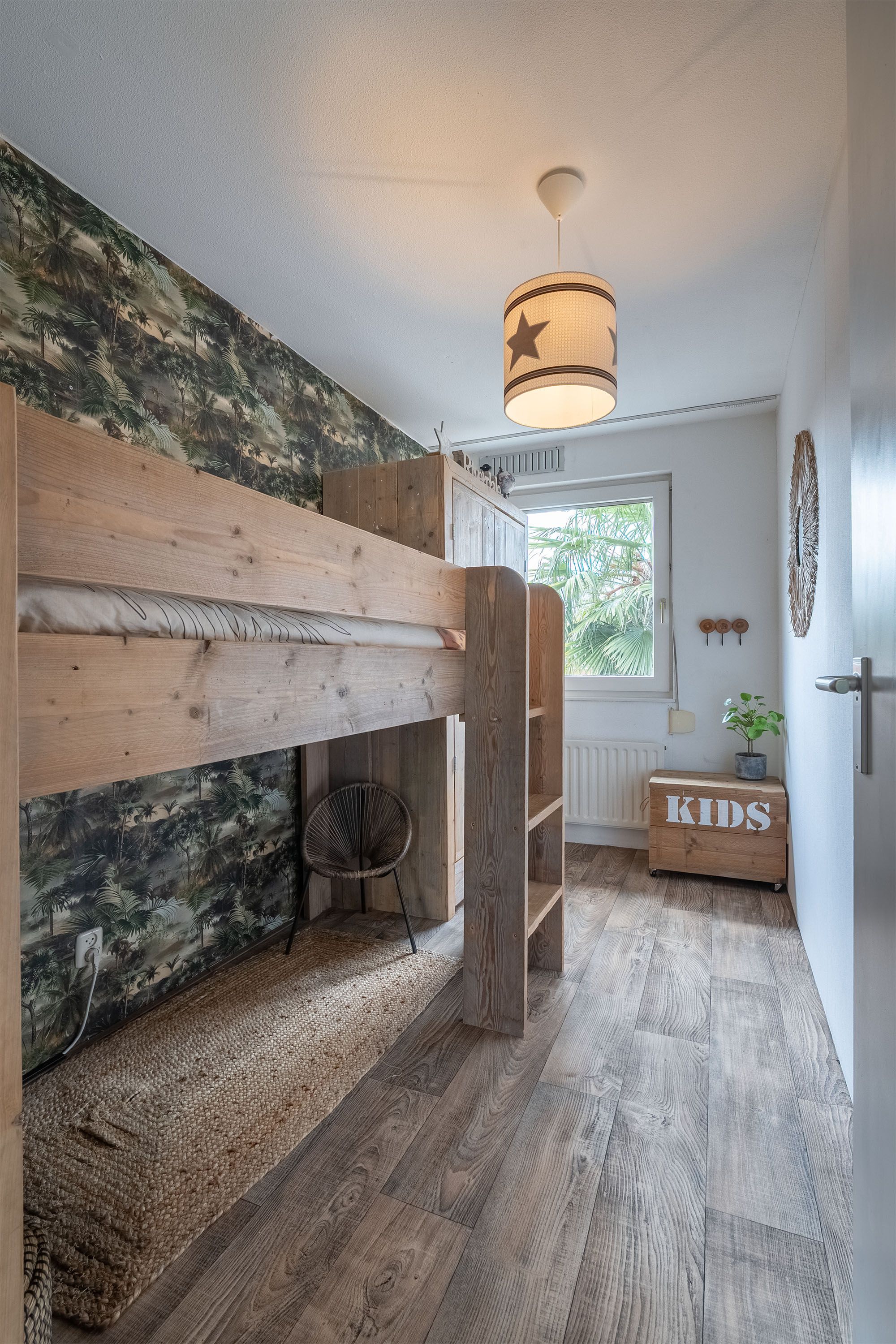 Sustainable Family Home with Four Bedrooms and Sunny West-Facing Garden in Child-Friendly Galecop — 18