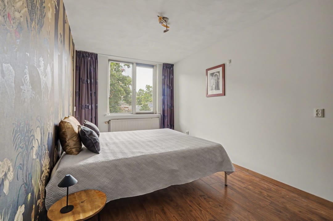 Well-maintained corner apartment with south-facing balcony in central Vught — 16