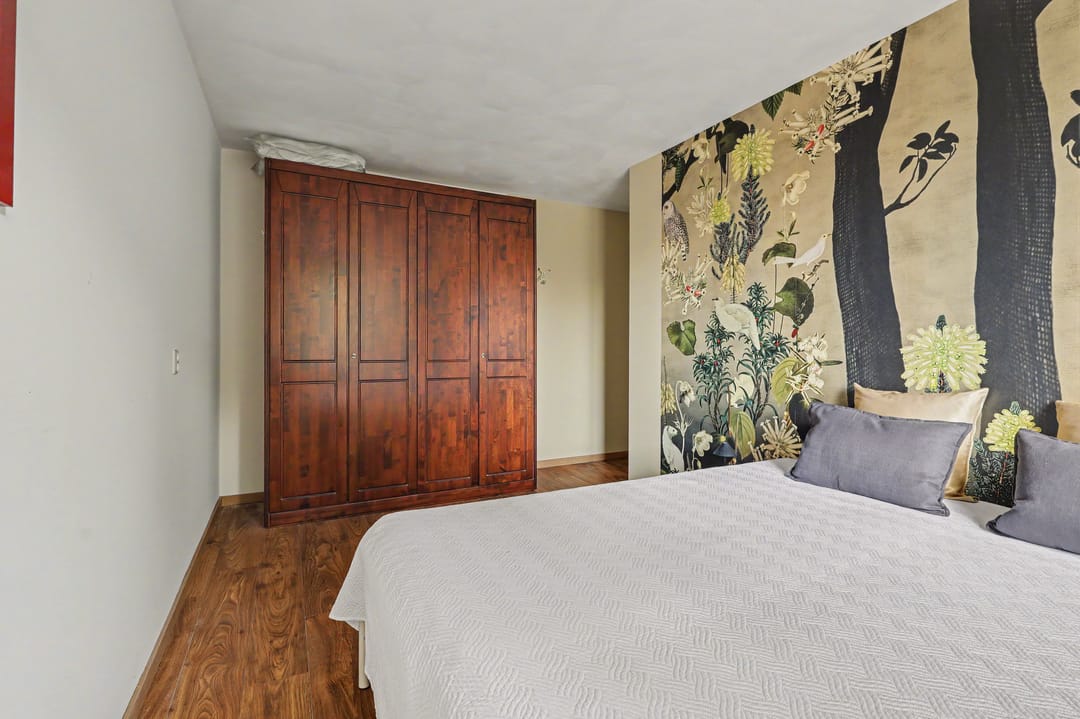 Well-maintained corner apartment with south-facing balcony in central Vught — 17