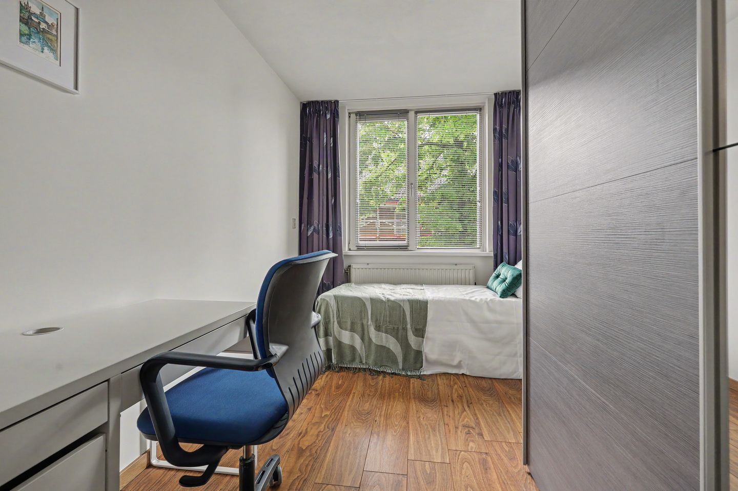 Well-maintained corner apartment with south-facing balcony in central Vught — 20