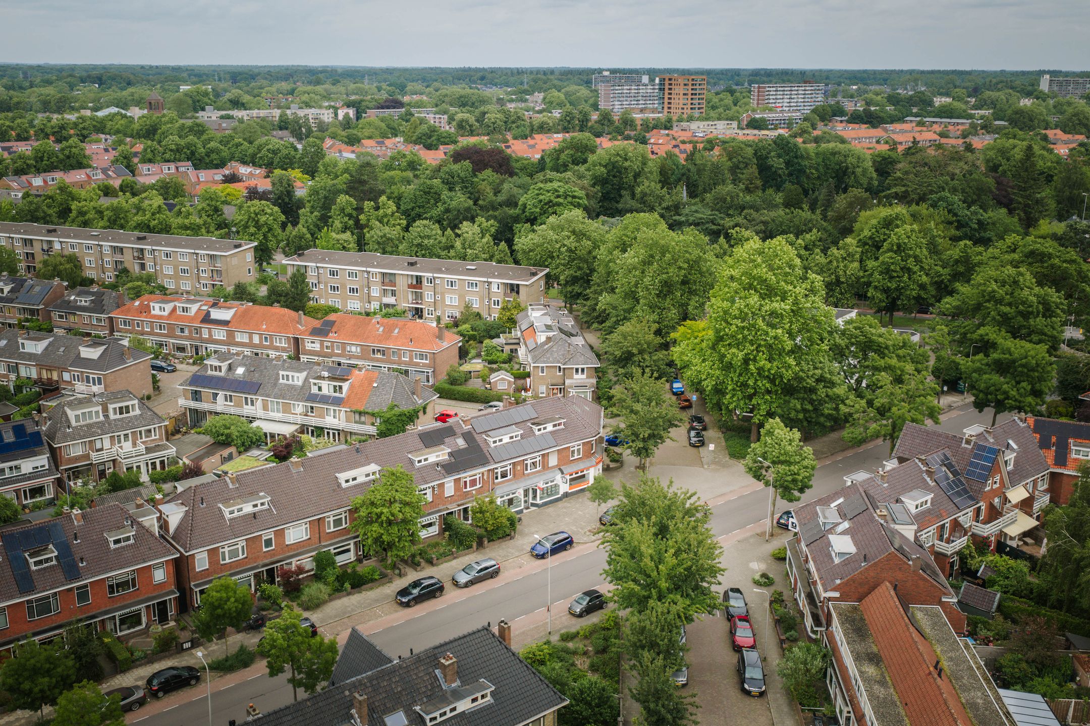 Photo 39 of Burg. Van Heemstralaan 41