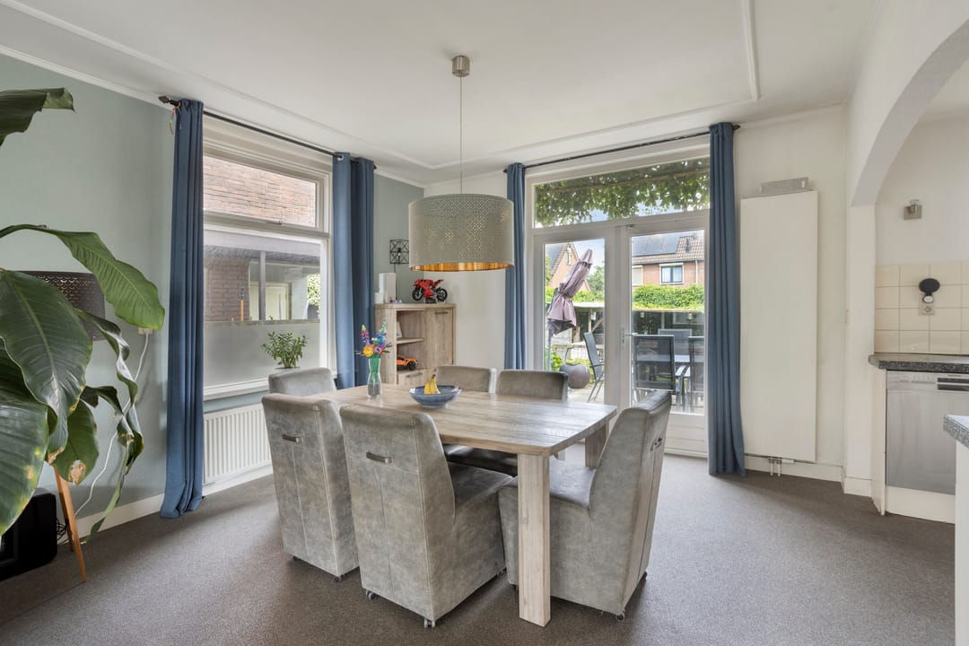 Photo 17 of Tielsestraat 66