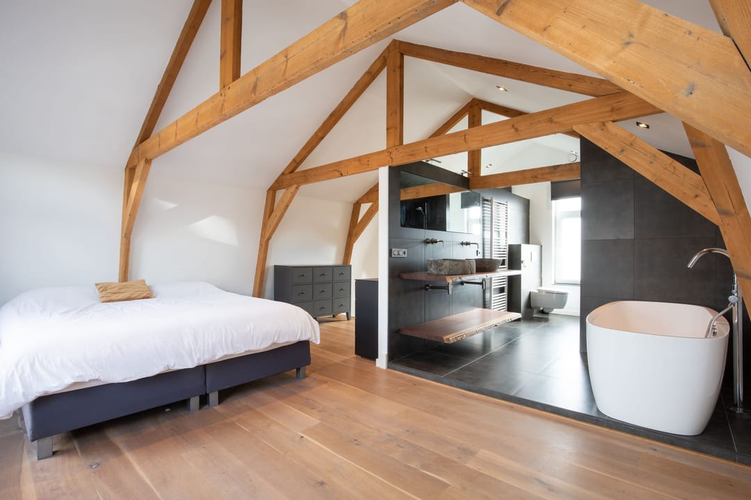 Charming Renovated Freehold Home in Heart of Aalsmeer — 17