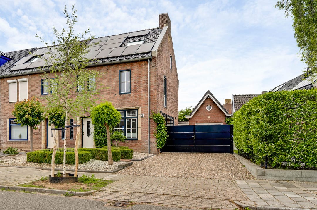 Luxurious Fully Renovated 160 m² Family Home with A Energy Label