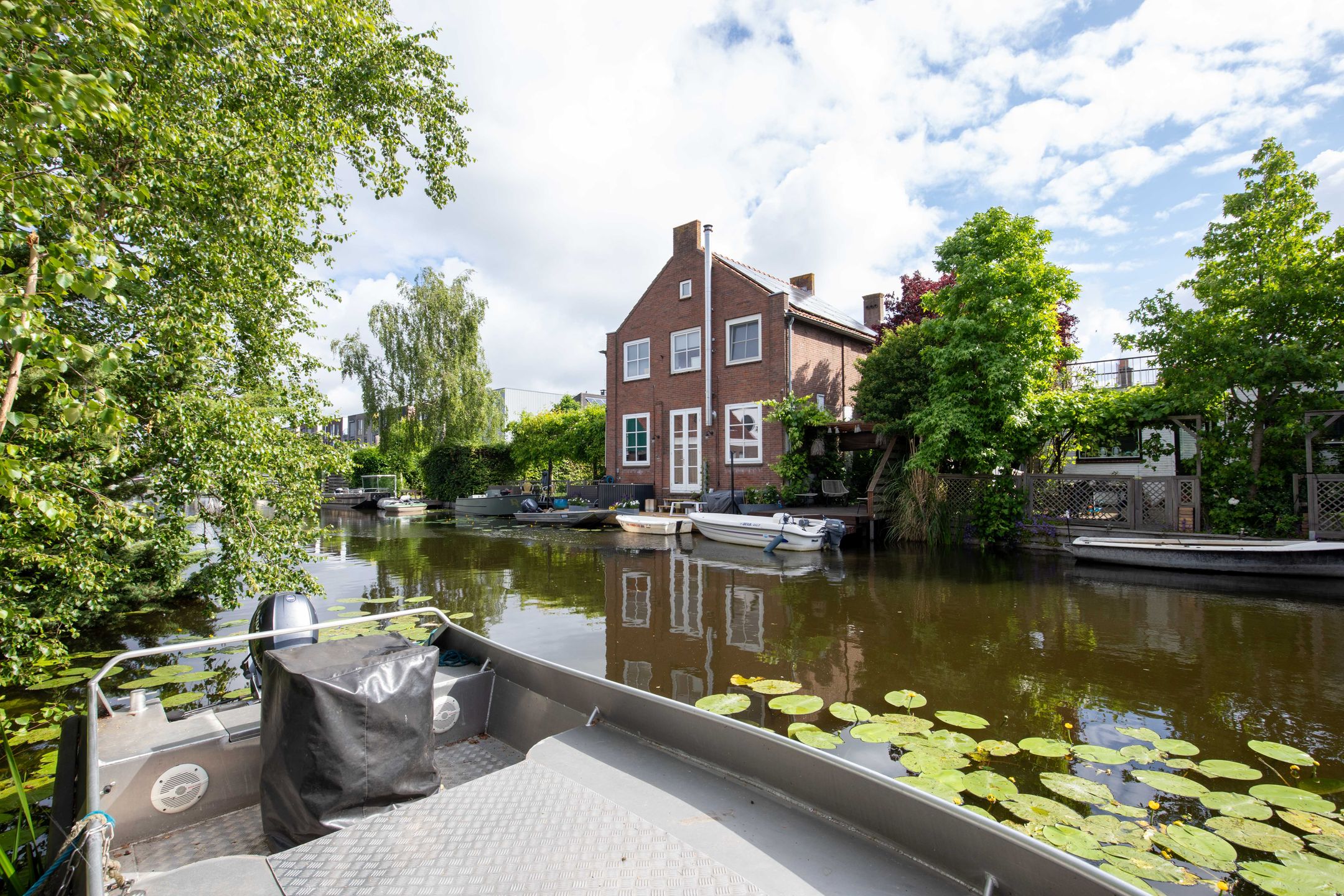 Charming Renovated Freehold Home in Heart of Aalsmeer — 27