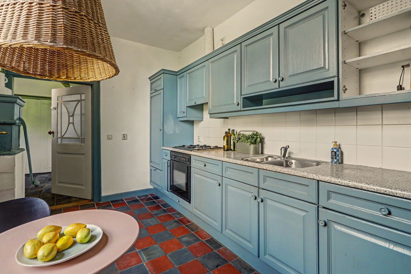 Historic Monument Village Home with Deep Garden in Helvoirt — 19