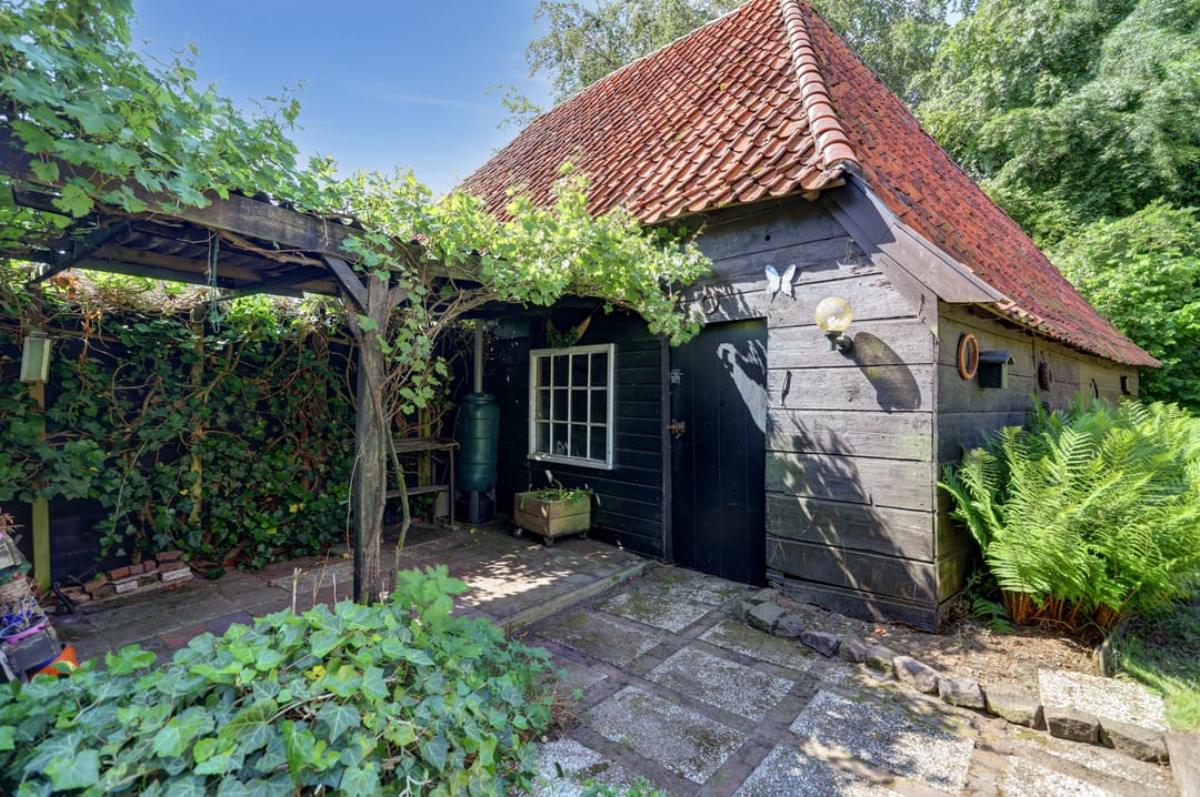 Historic Monument Village Home with Deep Garden in Helvoirt — 46