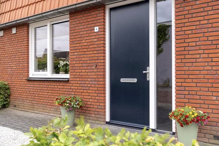 Photo 4 of Nassaustraat 4