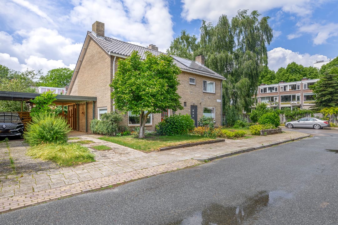 Photo 1 of Zeemanstraat 19