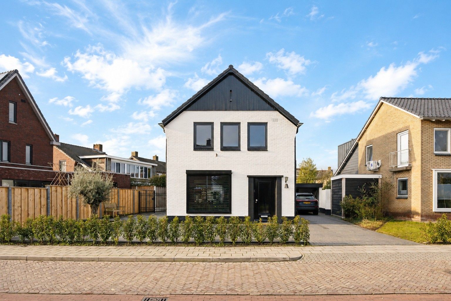 Photo 12 of Irenestraat 10