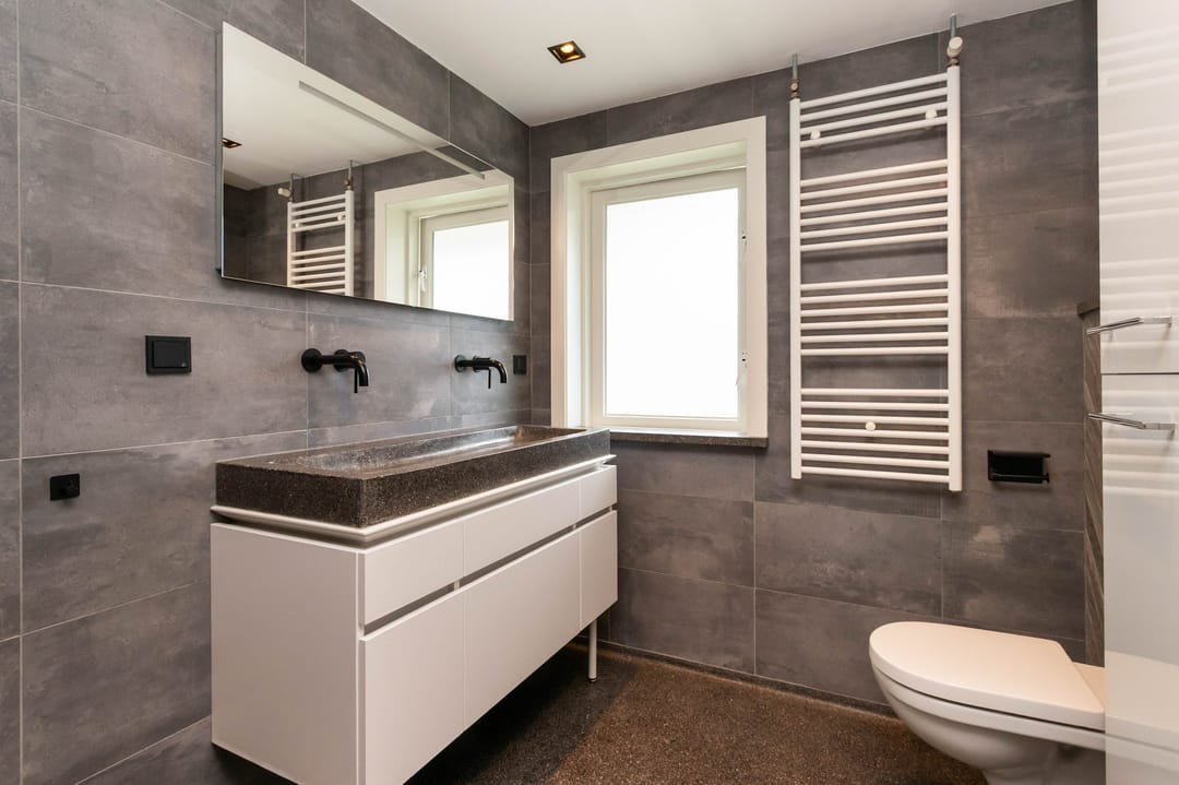 Renovated 1930s Corner House with Spacious Basement Near Hilversum Heathland — 26