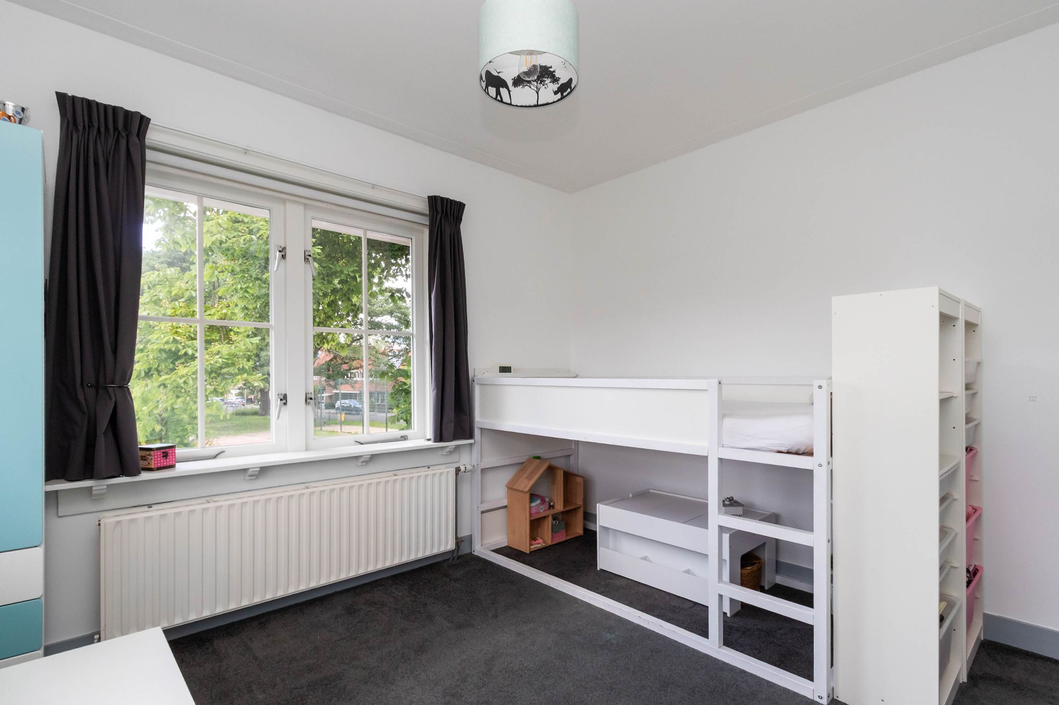 Renovated 1930s Corner House with Spacious Basement Near Hilversum Heathland — 24