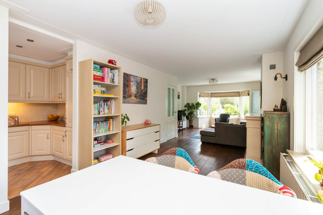 Renovated 1930s Corner House with Spacious Basement Near Hilversum Heathland — 11