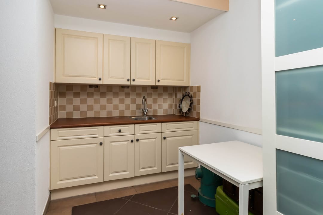 Renovated 1930s Corner House with Spacious Basement Near Hilversum Heathland — 17