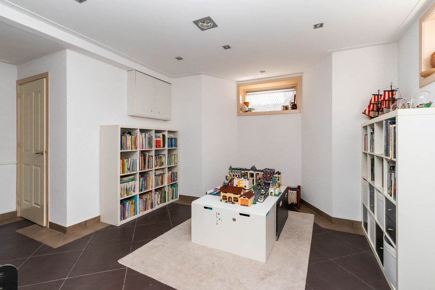 Renovated 1930s Corner House with Spacious Basement Near Hilversum Heathland — 14