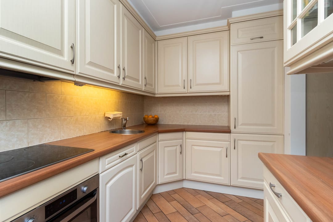 Renovated 1930s Corner House with Spacious Basement Near Hilversum Heathland — 13