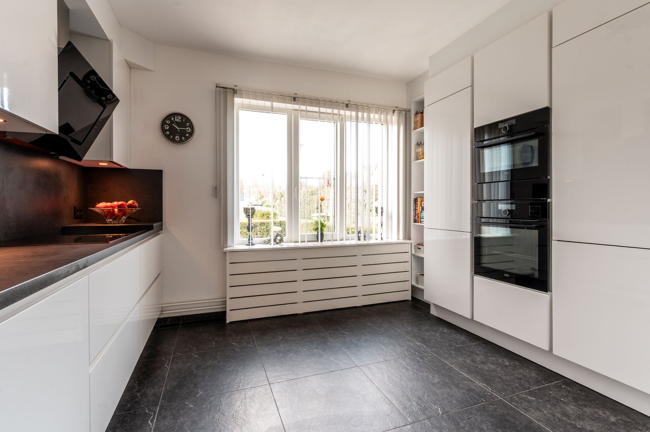 Spacious Semi-Detached Home with Five Bedrooms and Private East-Facing Garden in Lelystad — 12