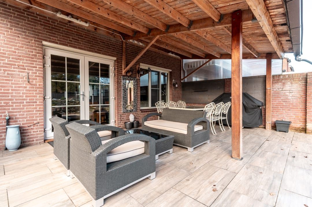 Spacious Semi-Detached Home with Five Bedrooms and Private East-Facing Garden in Lelystad — 32