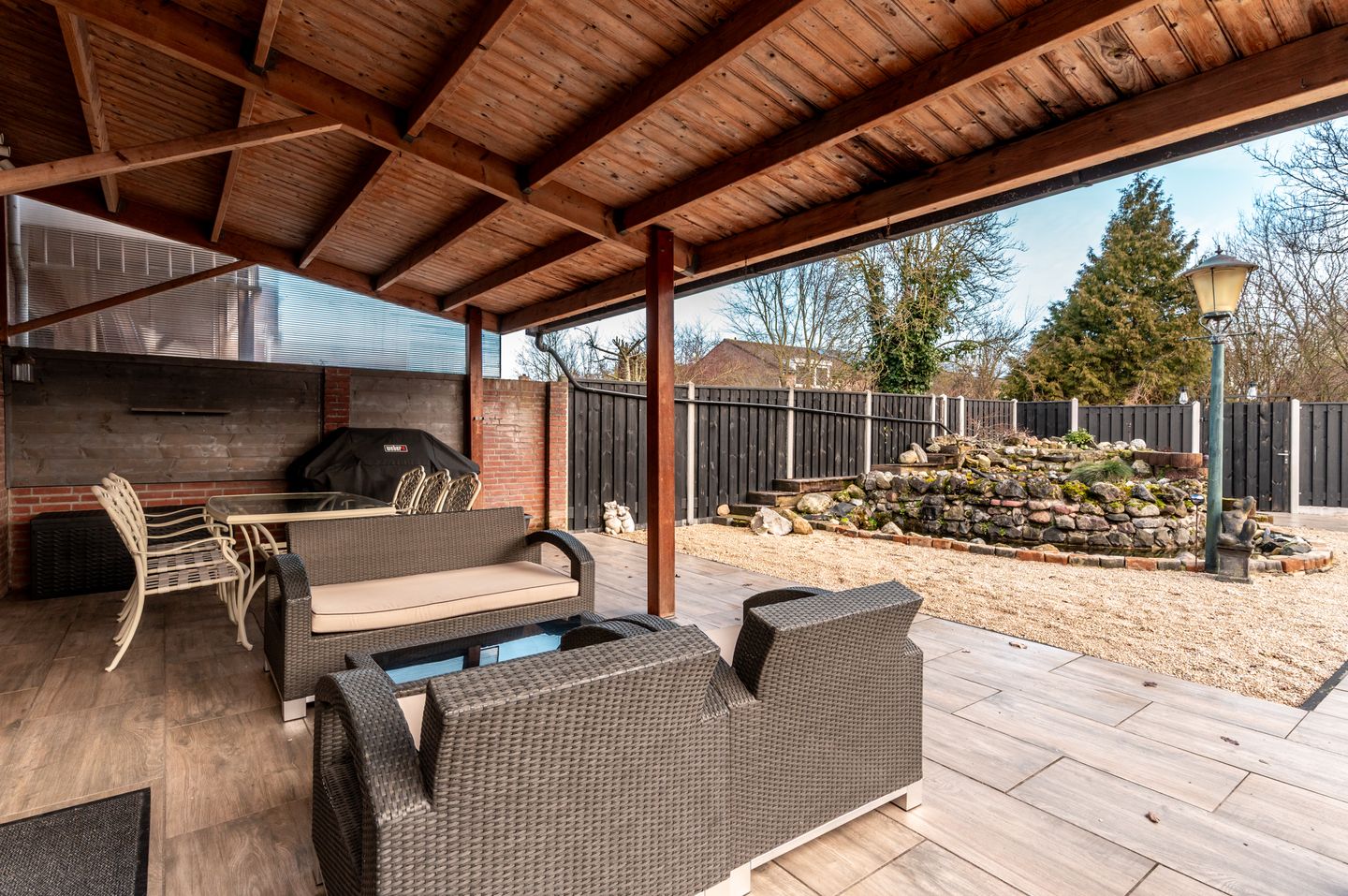 Spacious Semi-Detached Home with Five Bedrooms and Private East-Facing Garden in Lelystad — 35