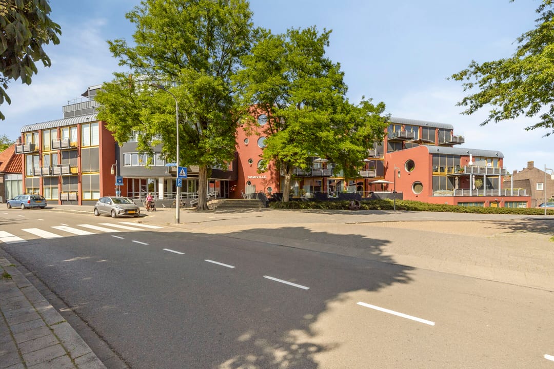 Foto 2 van Oostsingel 2-13
