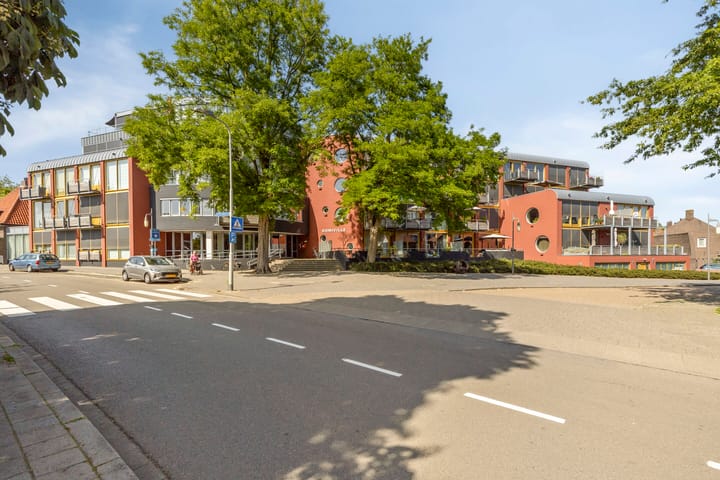 Foto 2 van Oostsingel 2-13