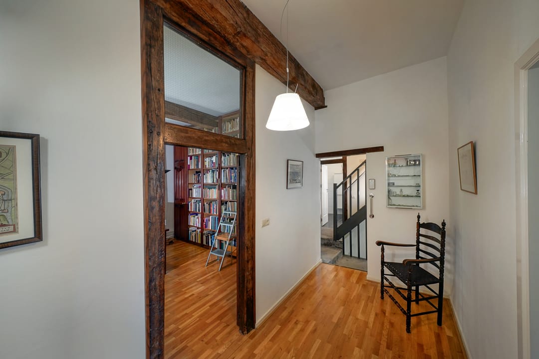 Historic 1714 Merchant House in the Charming Kommelkwartier — 17
