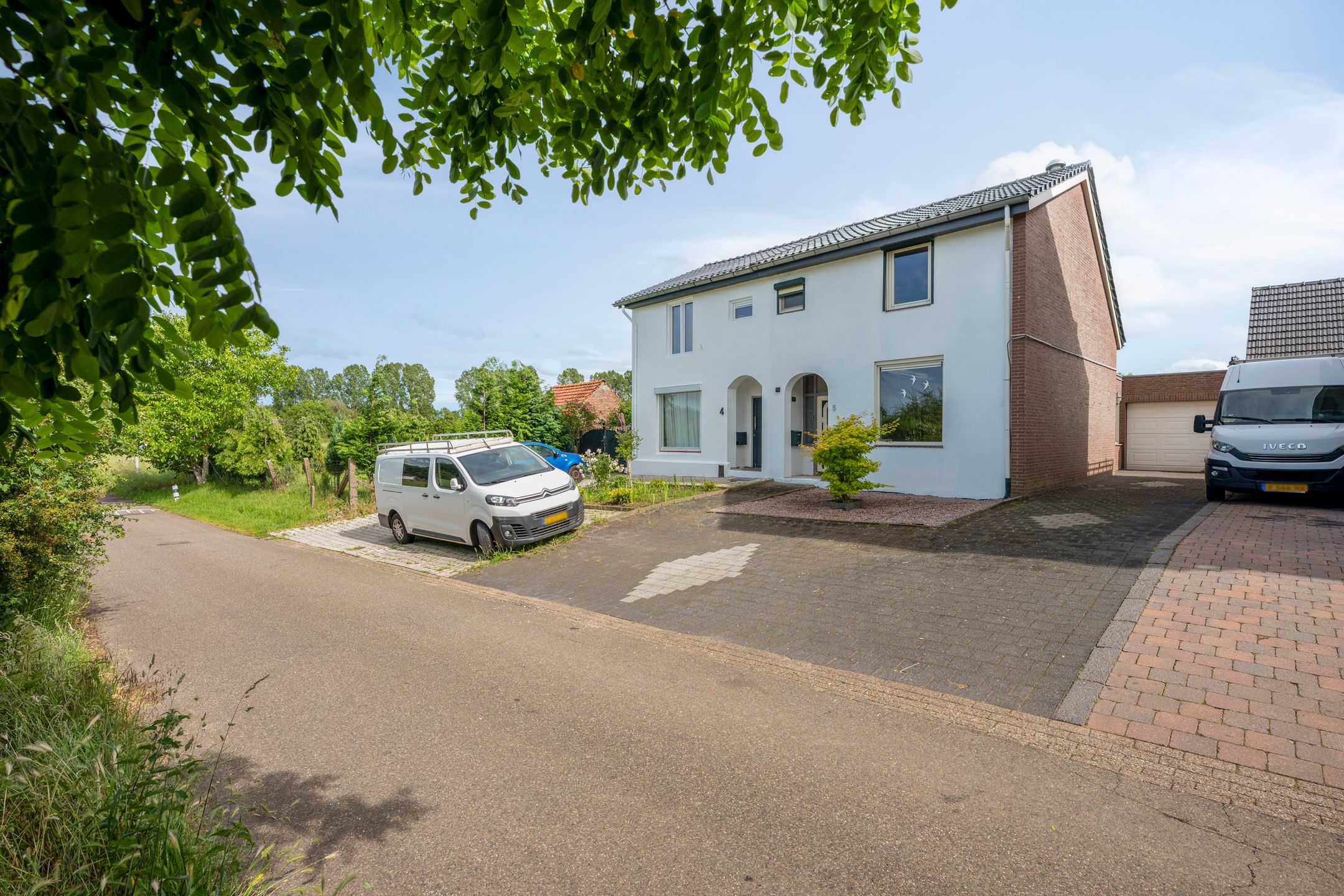 Charming Semi-Detached Home with Deep Garden and Country Views — 33