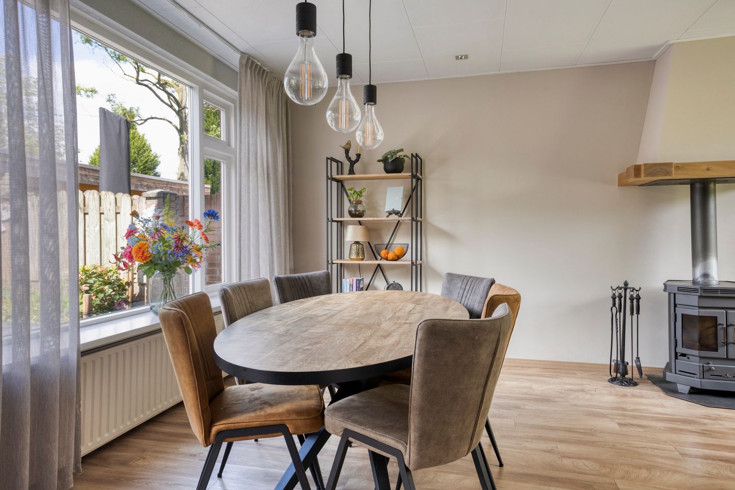 Photo 10 of Zeestraat 43