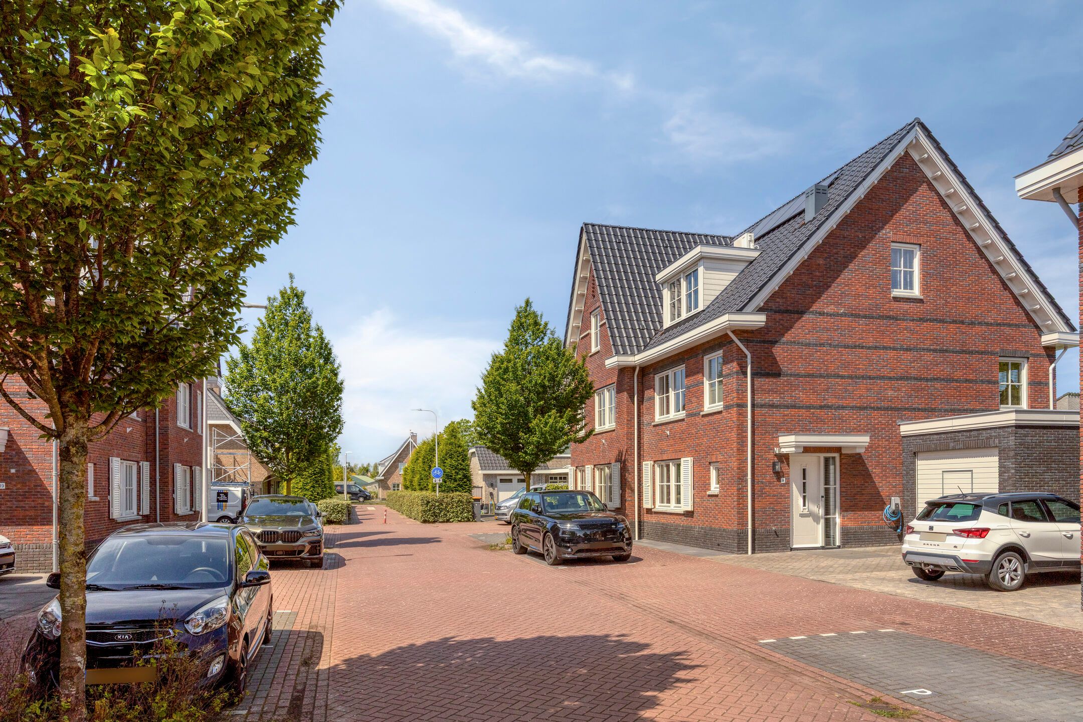 Spacious Semi-Detached Family Home with Garage and Solar Panels in Rijnsburg — 30