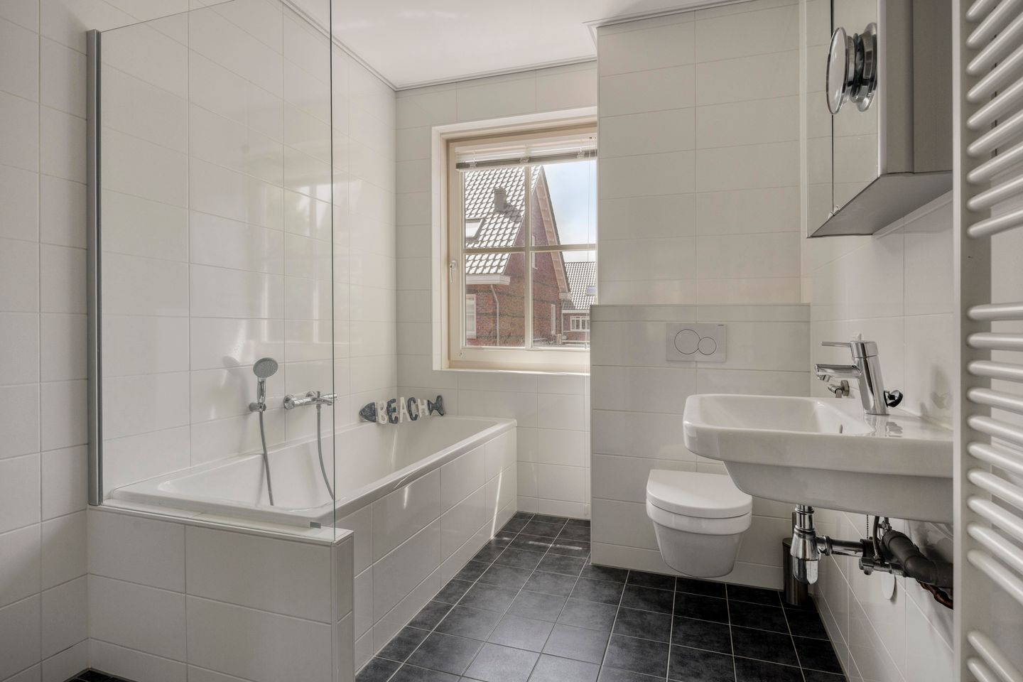 Spacious Semi-Detached Family Home with Garage and Solar Panels in Rijnsburg — 19