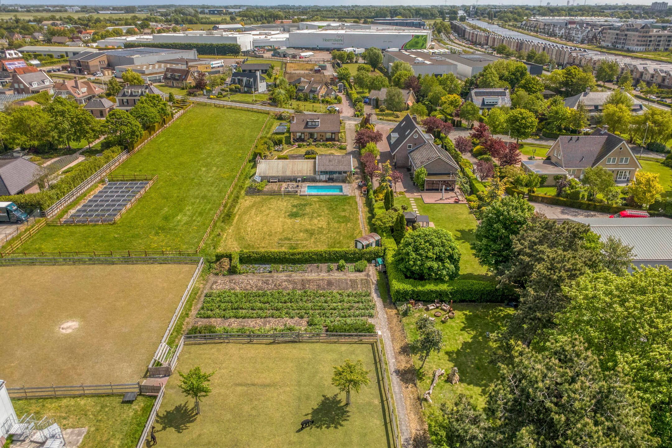 Spacious Semi-Detached Family Home with Garage and Solar Panels in Rijnsburg — 33