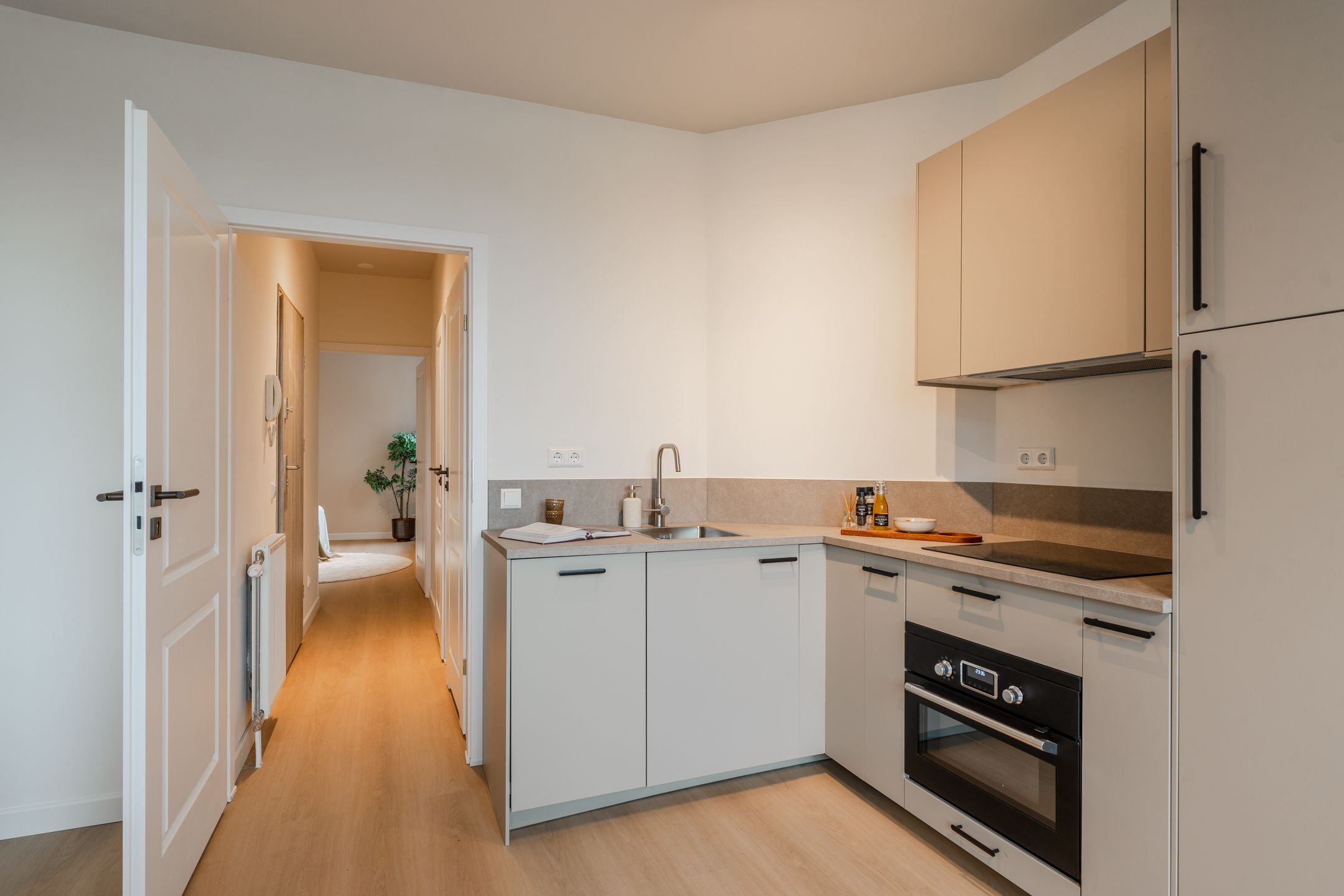 Photo 12 of Cabotstraat 13-2
