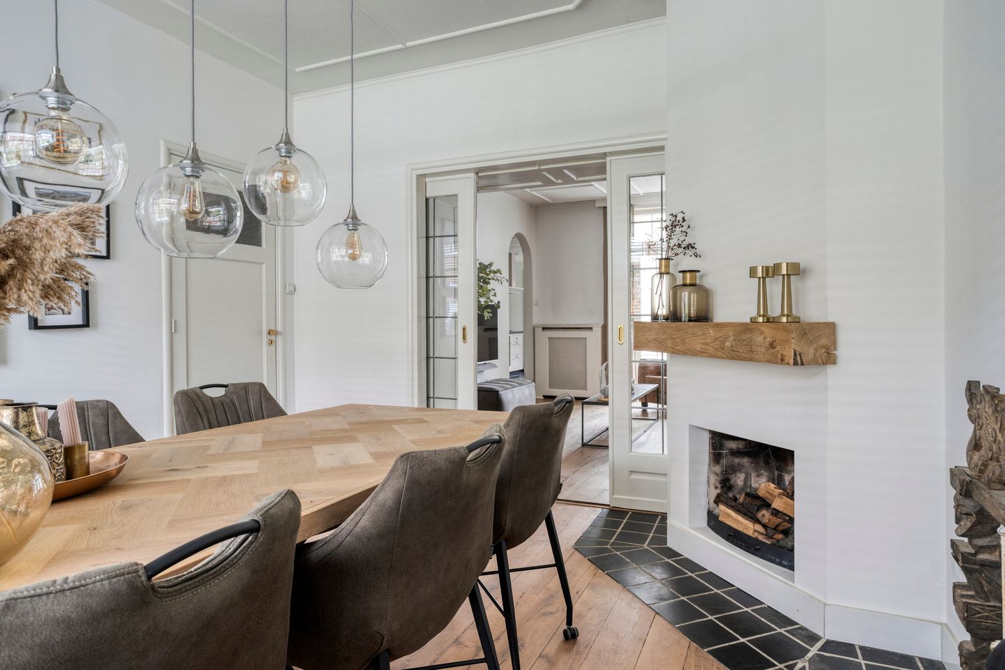 Characterful Detached Family Home with Authentic Details and Modern Comfort — 20