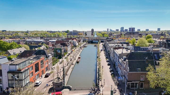 Tussenwoning te koop: Oosterkade 2A, Utrecht