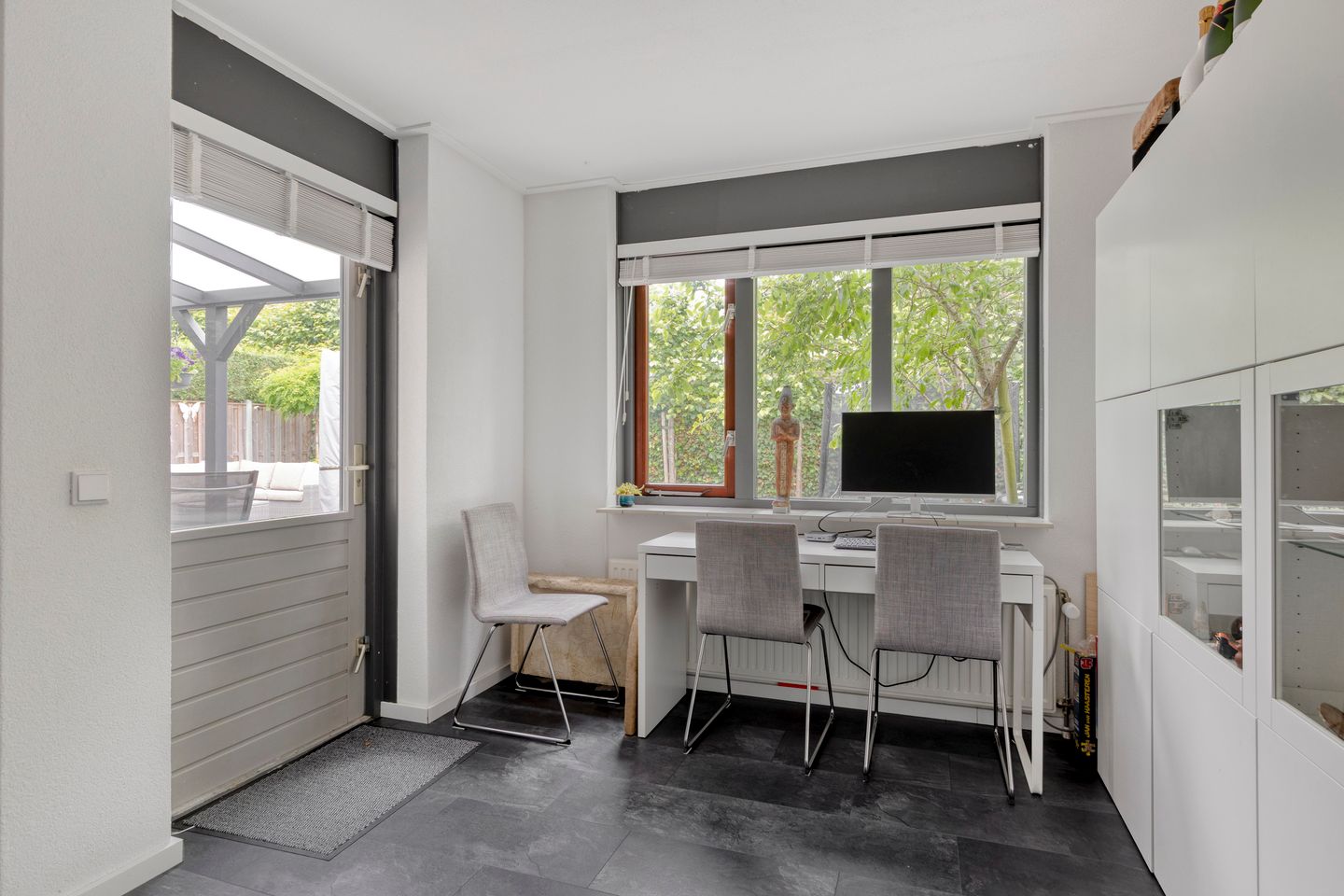 Spacious Energy-Efficient Detached Villa in Lelystad's Landstrekenwijk — 34