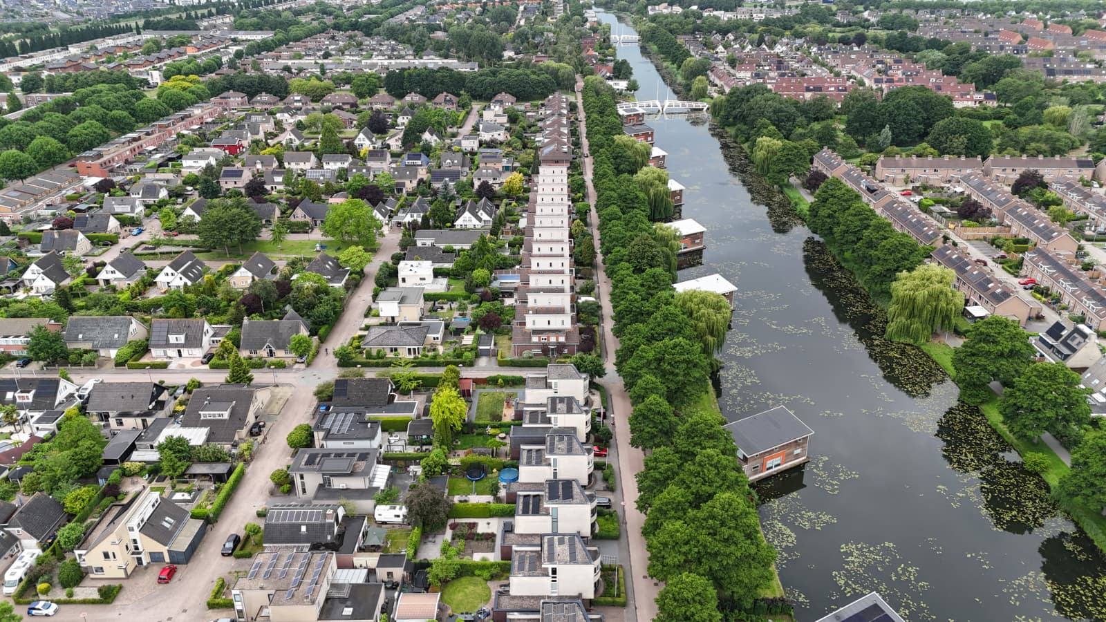 Spacious Energy-Efficient Detached Villa in Lelystad's Landstrekenwijk — 66