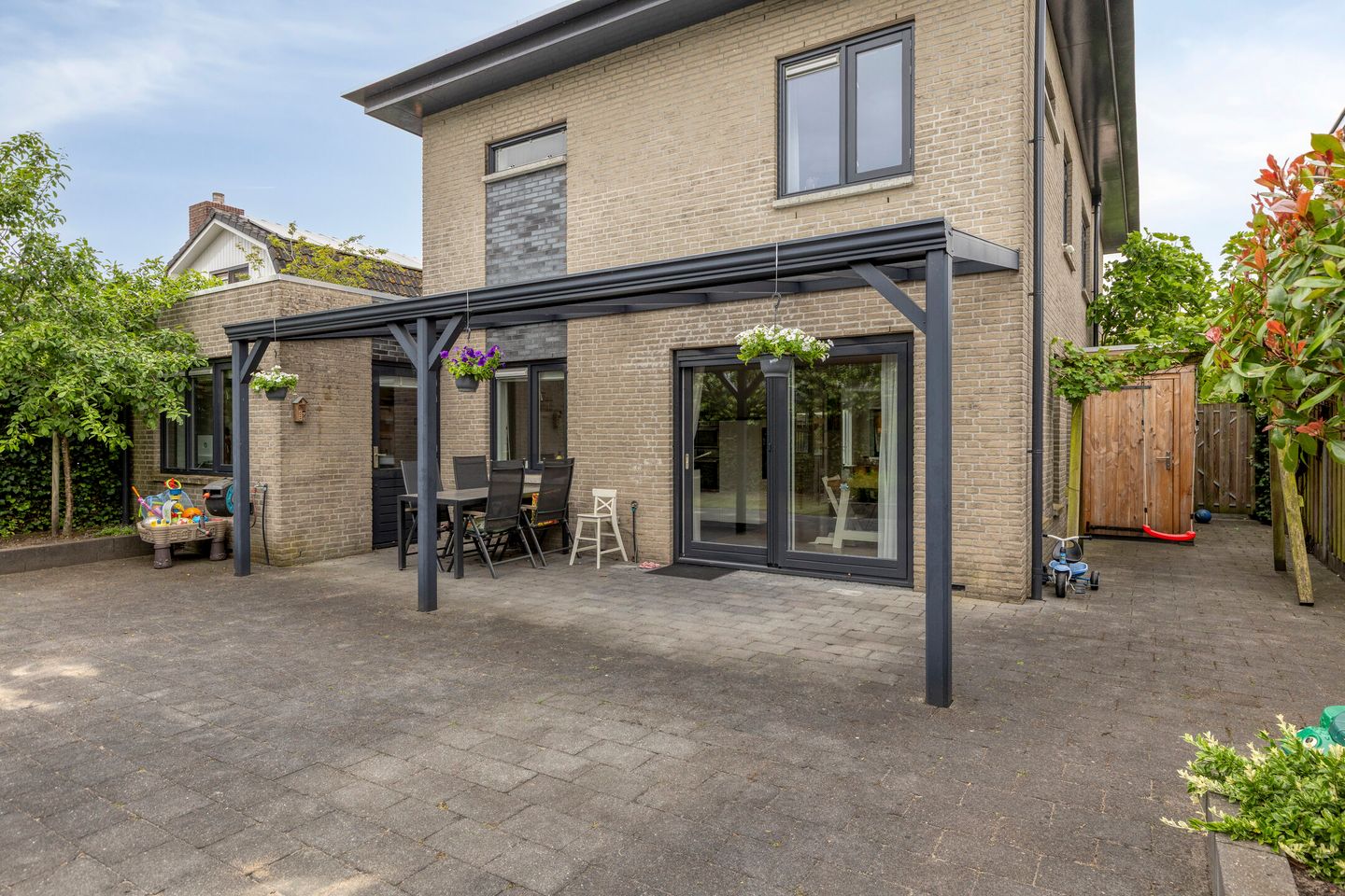 Spacious Energy-Efficient Detached Villa in Lelystad's Landstrekenwijk — 55